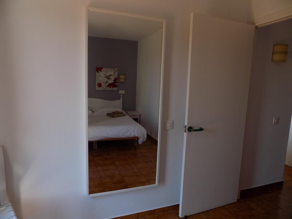 Apartamentos Encanto Del Mar 칼라 갈다나 외부 사진